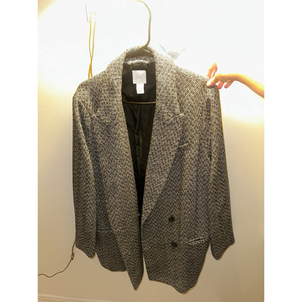 H&M Black and White Patterned Blazer